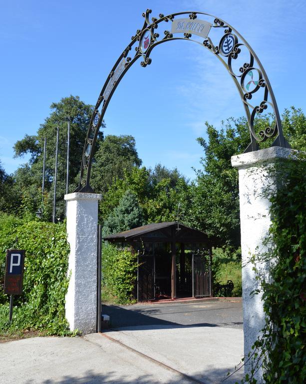 Hotel Mar De Queo Carballo Eksteriør bilde